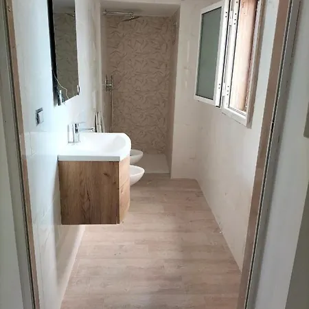 Semesterbostad Orchidea *